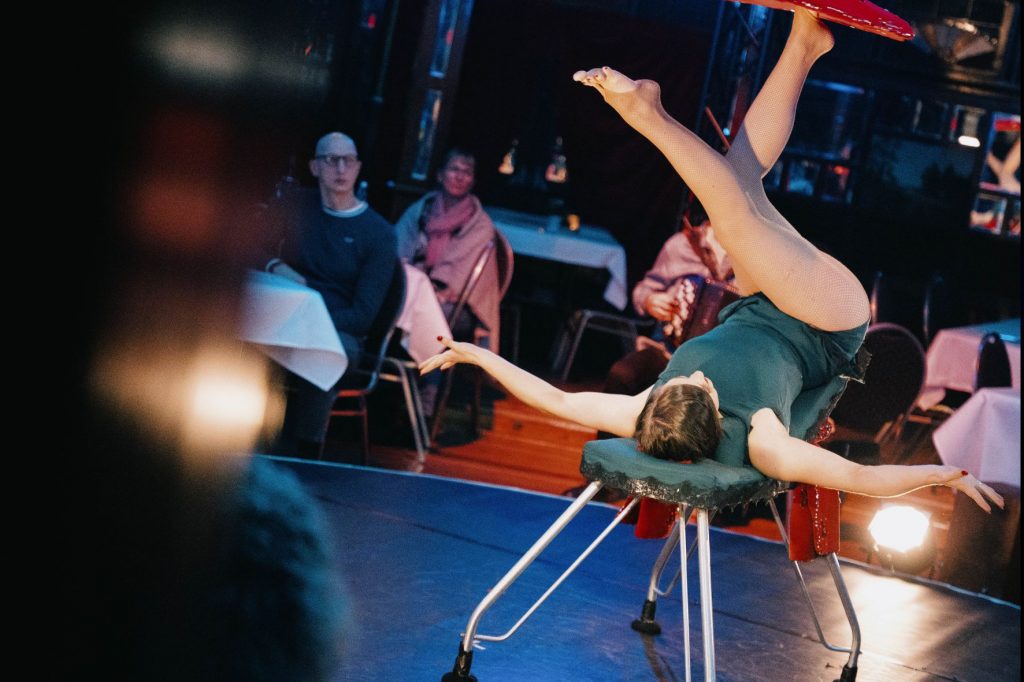 Antipodenshow mit gwenadou