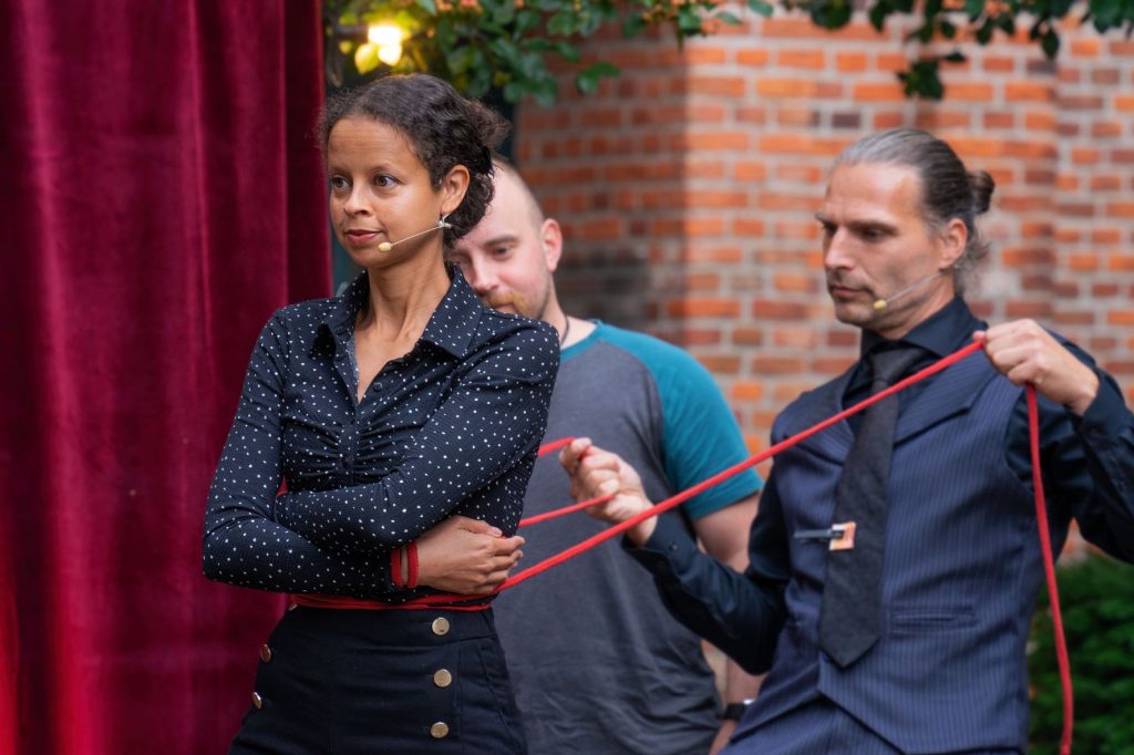 Die Schaubuden-Zauberrevuw