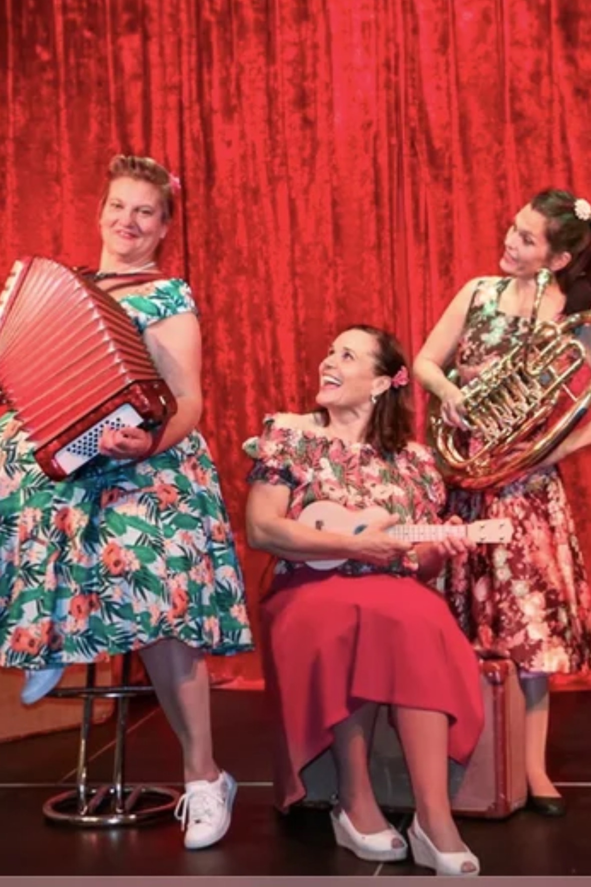 Swinging Sweathearts Musik Trio